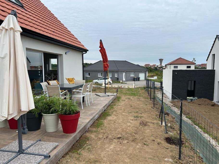 En Famille Ou Amis Avec La Mer Équihen-Plage Exteriör bild